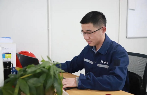 球盟会明星讲师丨周钰龙：把课堂开在车间 与学员同频共振