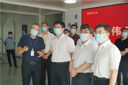 国家统计局工业司副司长汤魏巍调研球盟会钦州产业基地